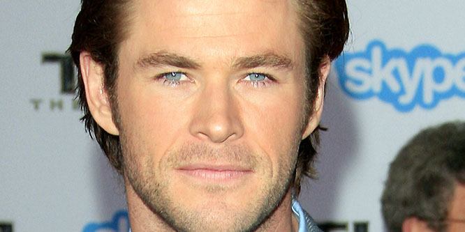 Chris Hemsworth - Age, Family, Bio | Famous Birthdays
