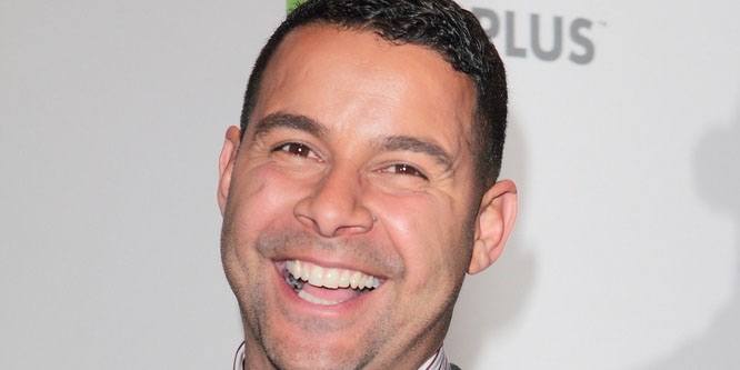Jon Huertas - Age, Family, Bio | Famous Birthdays