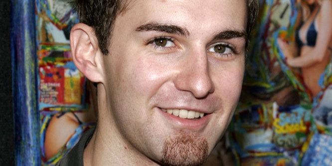 Miko Hughes - Age, Family, Bio | Famous Birthdays