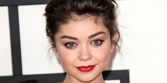 Sarah Hyland - Age, Family, Bio | Famous Birthdays