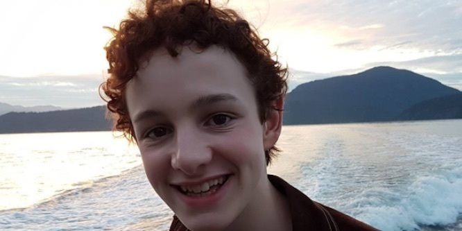 Louis Hynes - Age, Family, Bio | Famous Birthdays