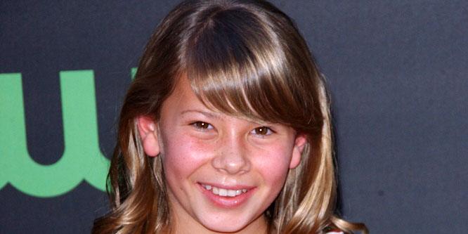 Bindi Irwin - Age, Family, Bio | Famous Birthdays