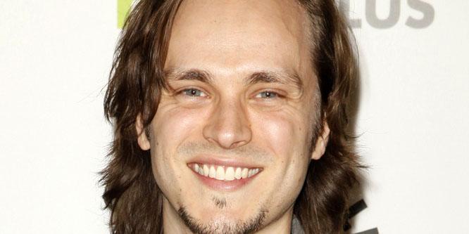 Jonathan Jackson - Age, Family, Bio | Famous Birthdays
