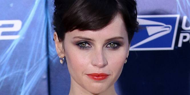 Felicity Jones - Age, Family, Bio | Famous Birthdays