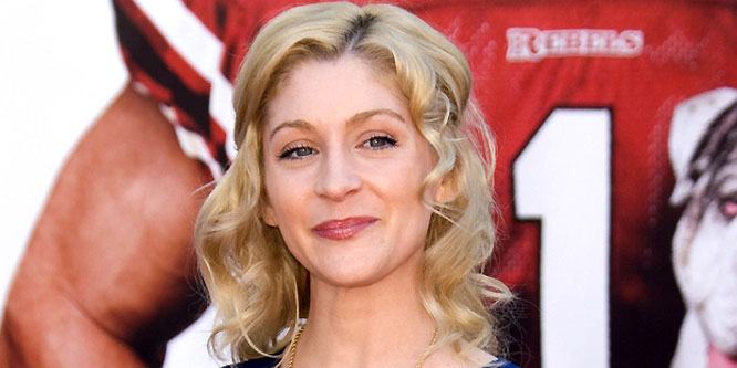 Staci Keanan - Age, Family, Bio | Famous Birthdays