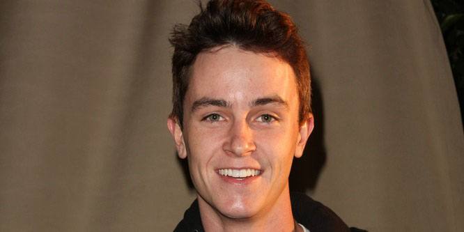 Ryan Kelley - Age, Family, Bio | Famous Birthdays