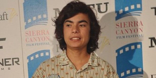 Josh Ovalle - Age, Family, Bio | Famous Birthdays