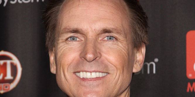 Phil Keoghan - Age, Family, Bio | Famous Birthdays