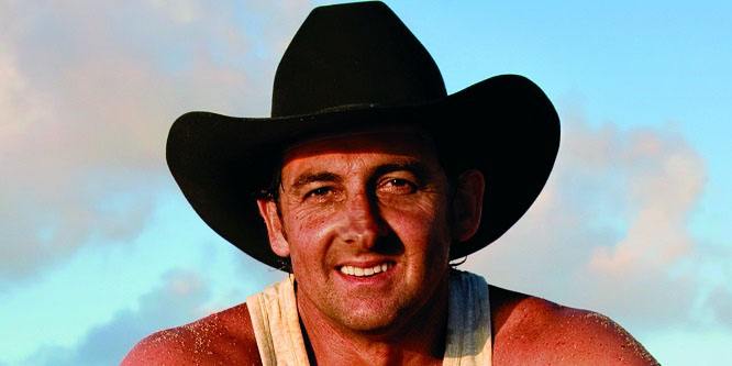 Lee Kernaghan - Age, Family, Bio | Famous Birthdays