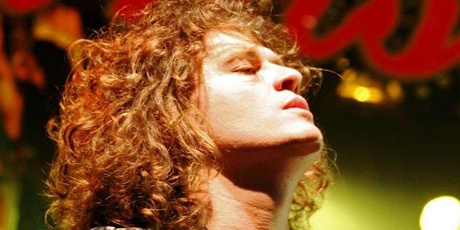 Dave Keuning - Age, Family, Bio | Famous Birthdays