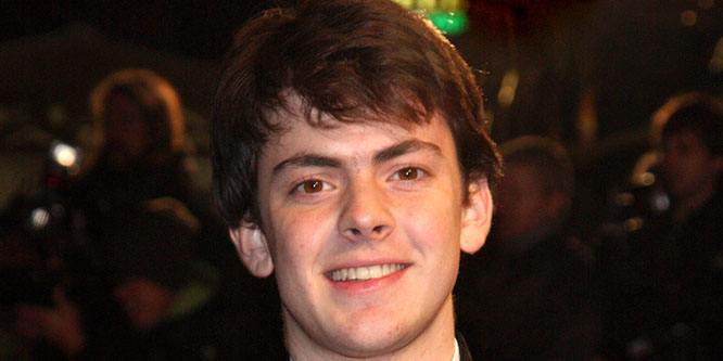 Skandar Keynes - Age, Family, Bio | Famous Birthdays