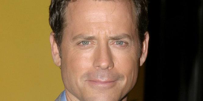 Greg Kinnear - Age, Family, Bio | Famous Birthdays