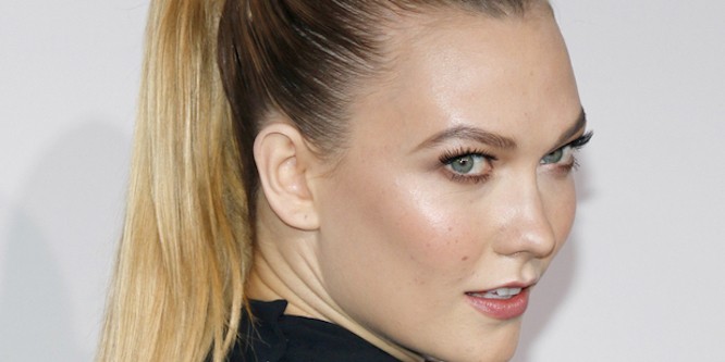 Karlie Kloss - Age, Family, Bio | Famous Birthdays