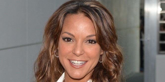 Eva LaRue - Age, Family, Bio | Famous Birthdays