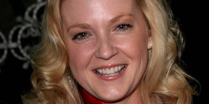 Carolyn Lawrence - Age, Family, Bio | Famous Birthdays