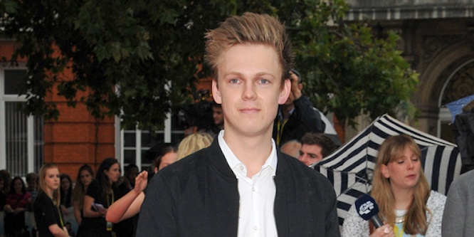 Caspar Lee - Age, Family, Bio | Famous Birthdays