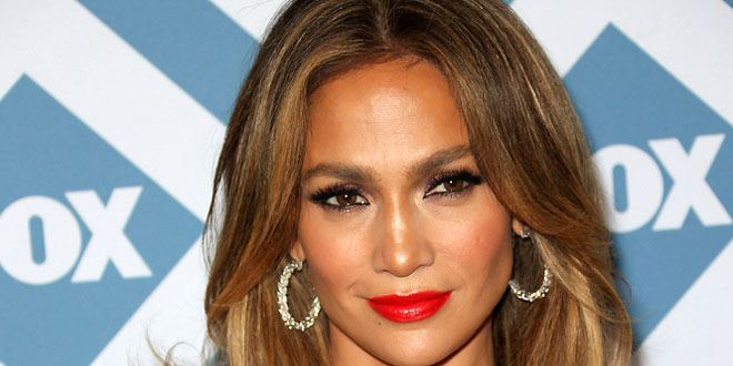 Jennifer Lopez - Age, Family, Bio | Famous Birthdays