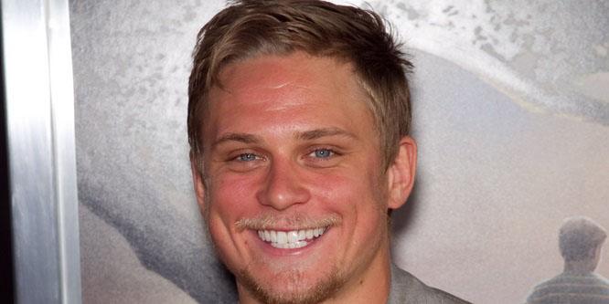 Billy Magnussen - Age, Family, Bio | Famous Birthdays
