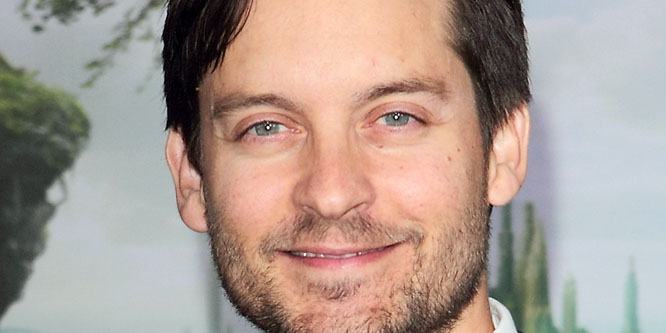Tobey Maguire - Age, Family, Bio | Famous Birthdays