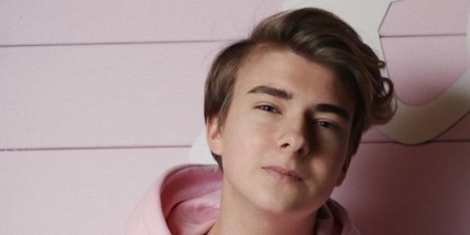 Misha Maksimov - Age, Family, Bio | Famous Birthdays