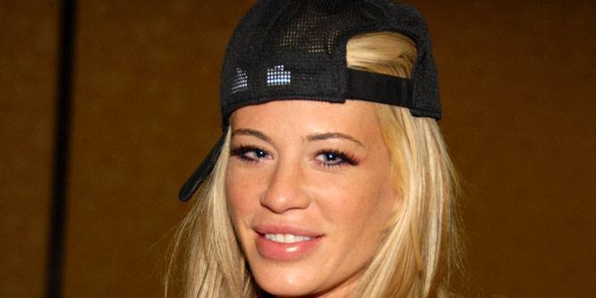 Ashley Massaro - Trivia, Family, Bio | Famous Birthdays, حجم الصورة 666x333