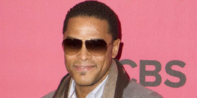 Maxwell - Age, Family, Bio | Famous Birthdays