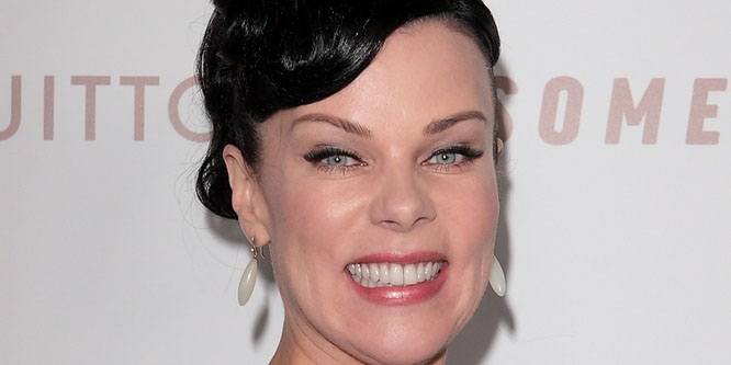 Debi Mazar - Age, Family, Bio | Famous Birthdays