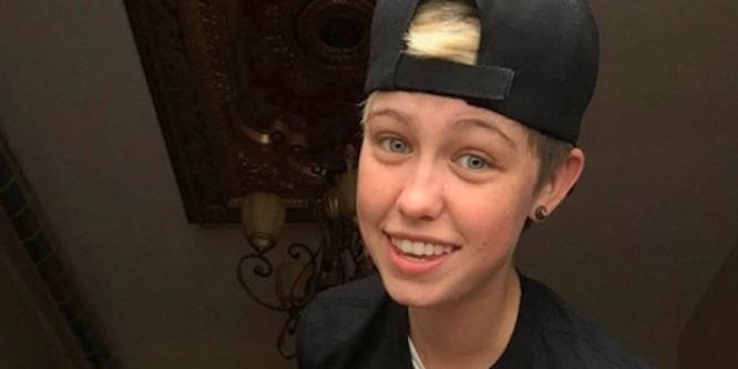 Mena - Age, Family, Bio | Famous Birthdays