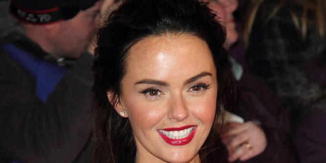 Jennifer Metcalfe - Age, Family, Bio | Famous Birthdays