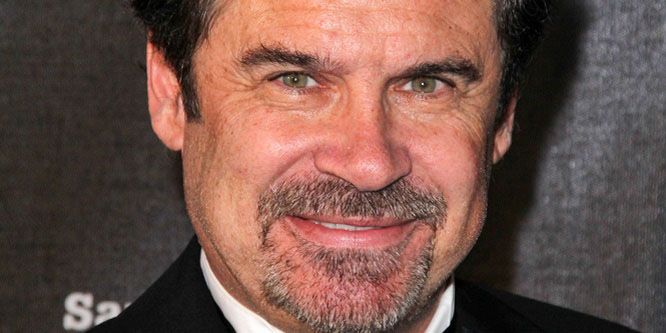 Dennis Miller - Age, Family, Bio | Famous Birthdays