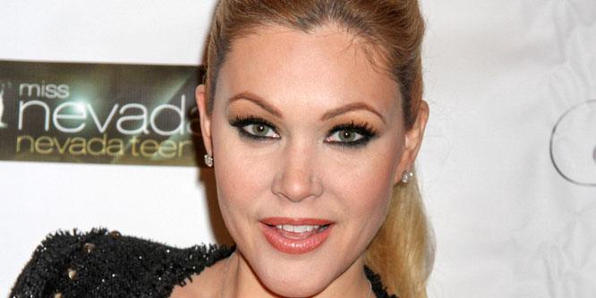 Shanna Moakler - Age, Family, Bio | Famous Birthdays