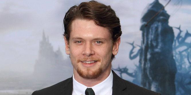 Jack O’Connell - Age, Family, Bio | Famous Birthdays