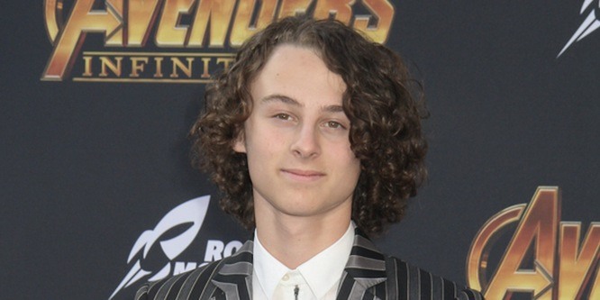 Wyatt Oleff - Age, Family, Bio | Famous Birthdays