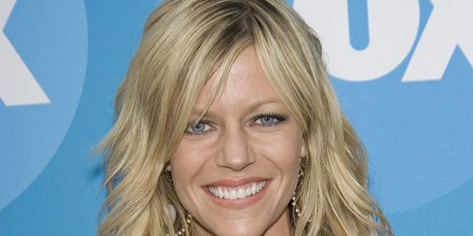 Kaitlin Olson - Age, Family, Bio | Famous Birthdays