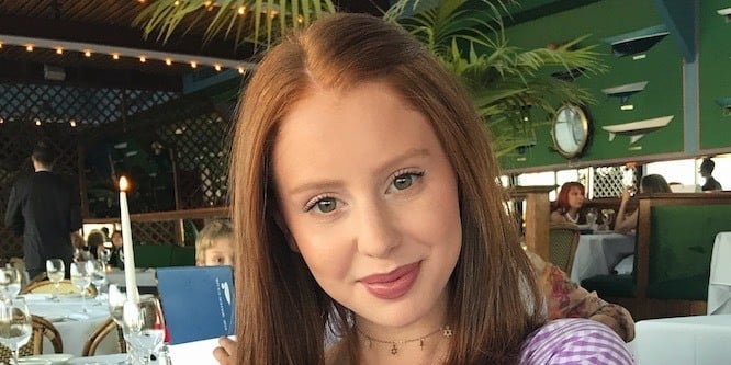 Jackie Oshry - Age, Family, Bio | Famous Birthdays