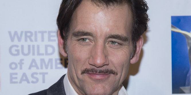 Clive Owen - Age, Family, Bio | Famous Birthdays