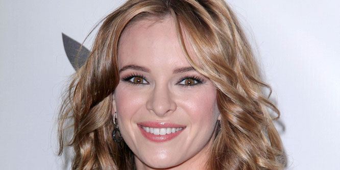 Danielle Panabaker - Age, Family, Bio | Famous Birthdays