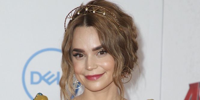 Rosanna Pansino - Age, Family, Bio | Famous Birthdays