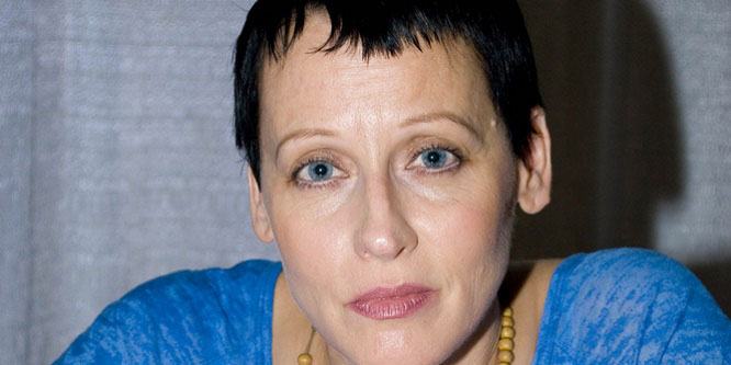 Lori Petty - Age, Bio, Family | Famous Birthdays