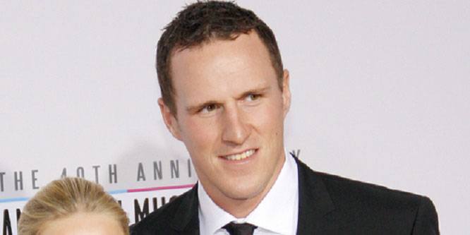 Dion Phaneuf - Age, Family, Bio | Famous Birthdays