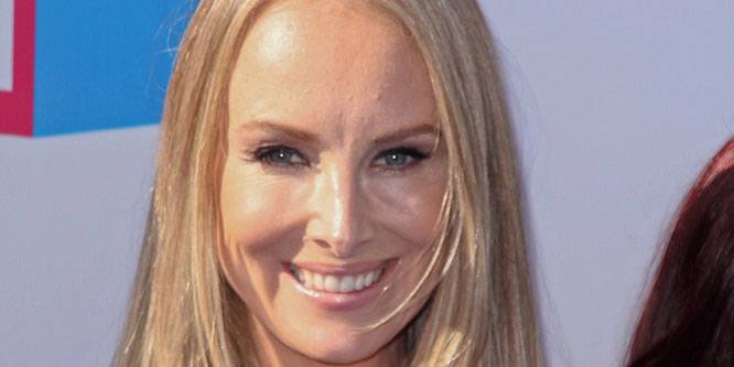 Chynna Phillips - Age, Family, Bio | Famous Birthdays