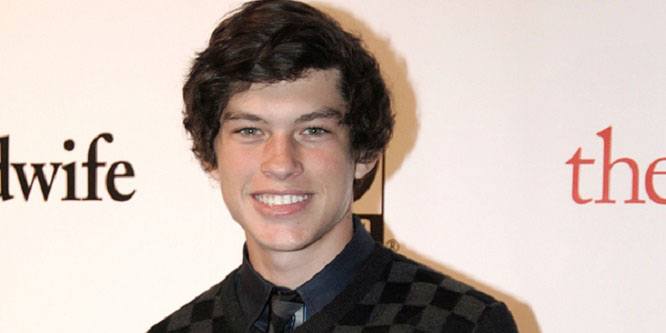 Graham Phillips - Age, Family, Bio | Famous Birthdays