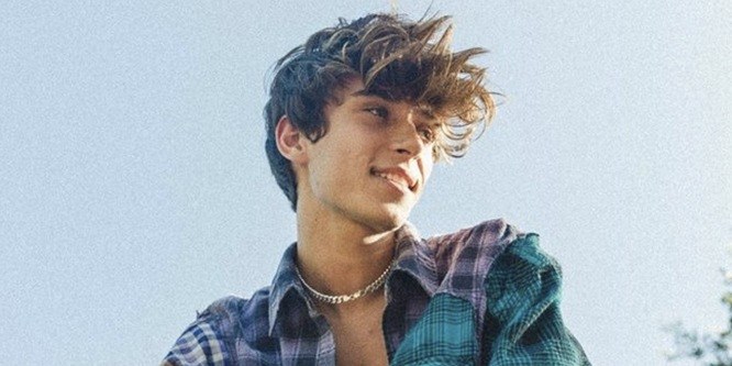 Josh Richards - Age, Family, Bio | Famous Birthdays
