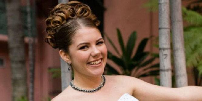 Annabelle Roberts - Age, Family, Bio | Famous Birthdays