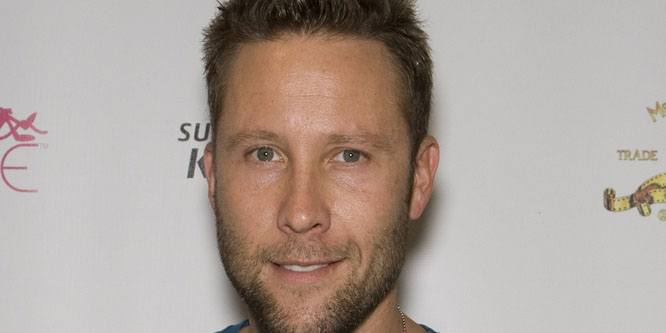 Michael Rosenbaum - Age, Family, Bio | Famous Birthdays