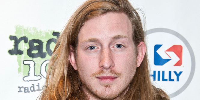 Asher Roth - Age, Family, Bio | Famous Birthdays