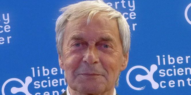 Erno Rubik - Age, Family, Bio | Famous Birthdays