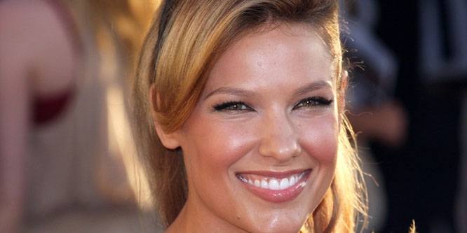Kiele Sanchez - Age, Family, Bio | Famous Birthdays