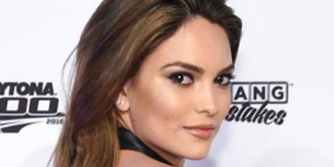Kyra Santoro - Age, Family, Bio | Famous Birthdays