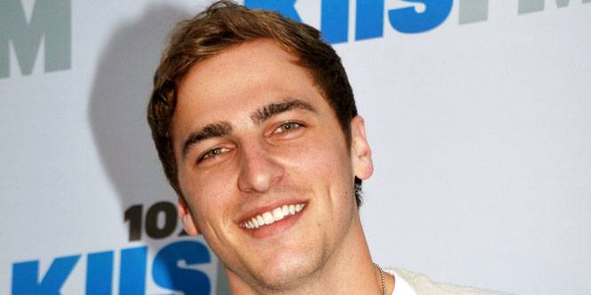 Kendall Schmidt - Age, Family, Bio | Famous Birthdays